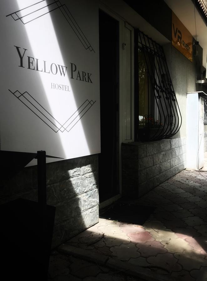 Yellow Park Hostel Koktobe Zewnętrze zdjęcie